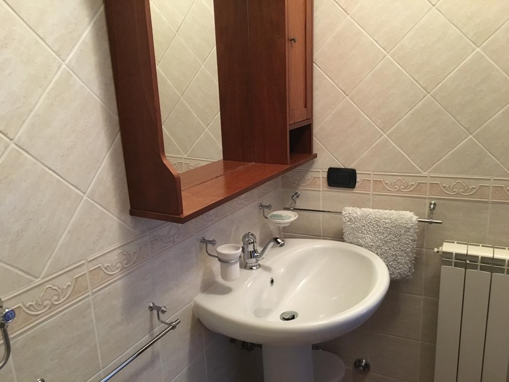 Appartamenti E Camere Il Poggio Di D'Angeli Lidia Auditore Exteriör bild