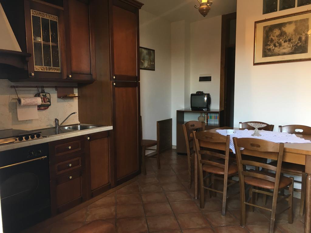 Appartamenti E Camere Il Poggio Di D'Angeli Lidia Auditore Exteriör bild