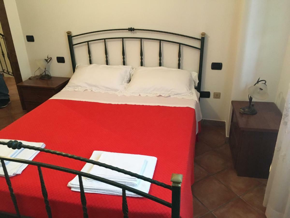 Appartamenti E Camere Il Poggio Di D'Angeli Lidia Auditore Exteriör bild