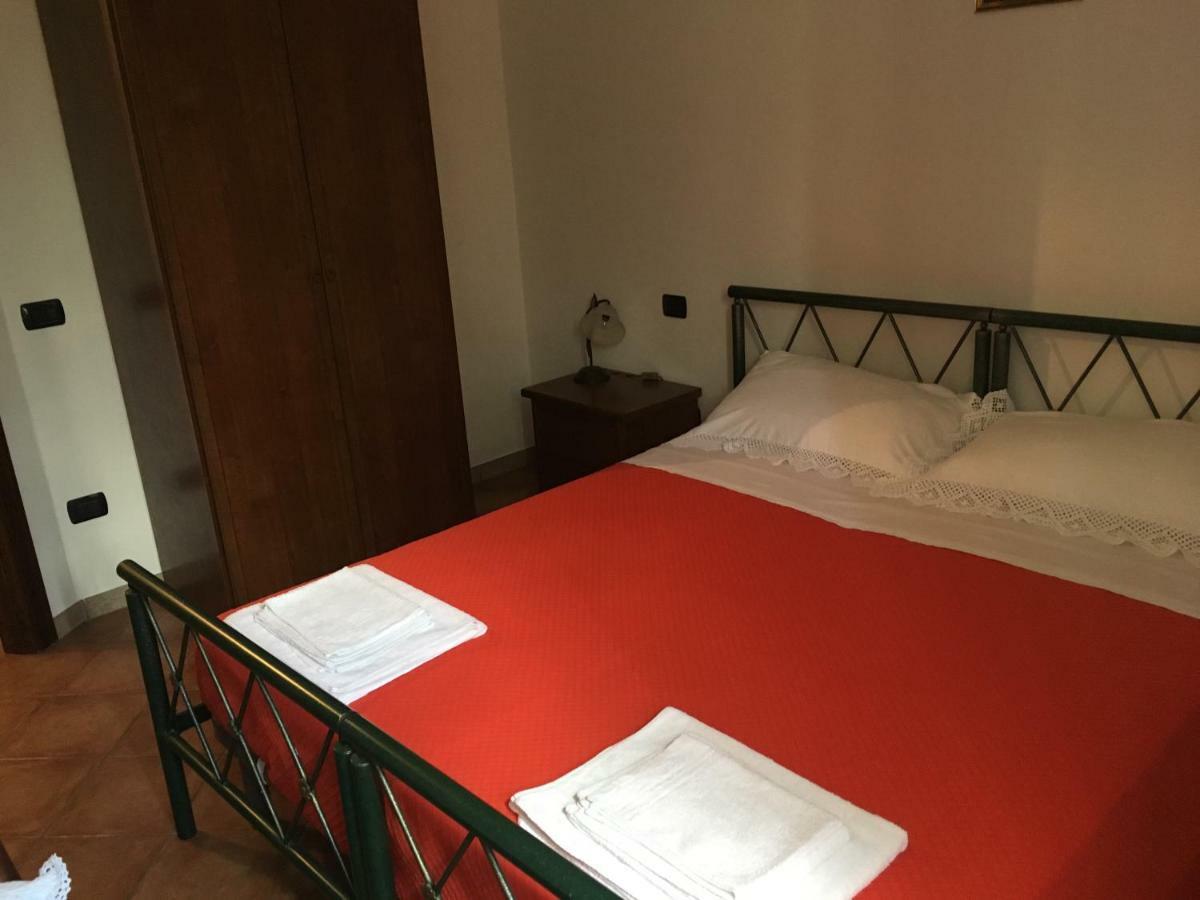 Appartamenti E Camere Il Poggio Di D'Angeli Lidia Auditore Exteriör bild